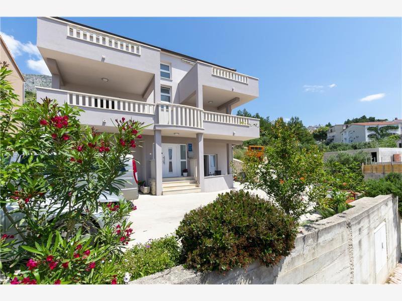 Apartmani Livajic Duće Εξωτερικό φωτογραφία